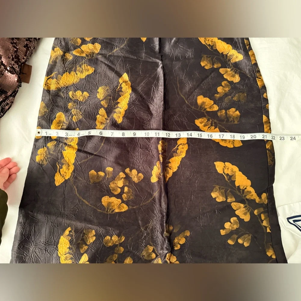 Brown and Gold Floral Skirt - Picture 5 of 7